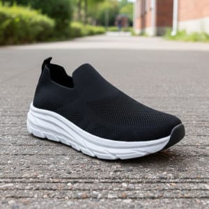 sneak-005-black-hero